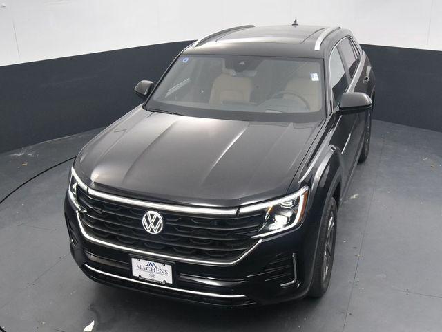 new 2024 Volkswagen Atlas Cross Sport car, priced at $45,738