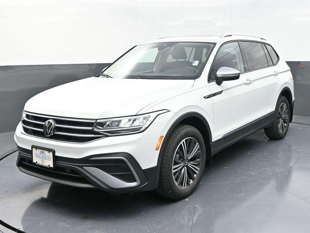 new 2024 Volkswagen Tiguan car, priced at $31,550