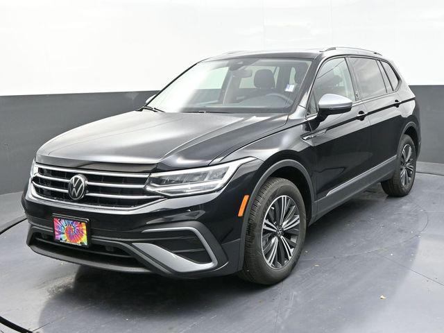 new 2024 Volkswagen Tiguan car, priced at $33,656