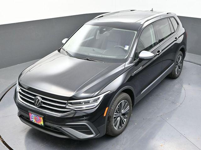 new 2024 Volkswagen Tiguan car, priced at $33,656