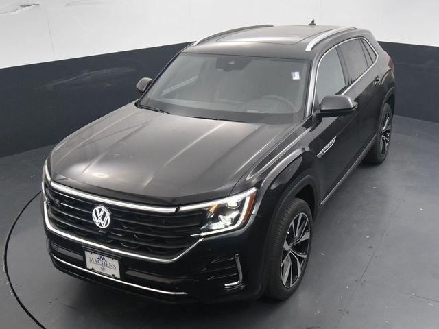 new 2025 Volkswagen Atlas Cross Sport car, priced at $51,262