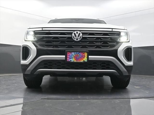 new 2025 Volkswagen Atlas car, priced at $46,577