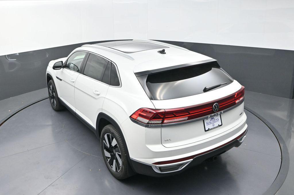 new 2026 Volkswagen Atlas Cross Sport car, priced at $48,853