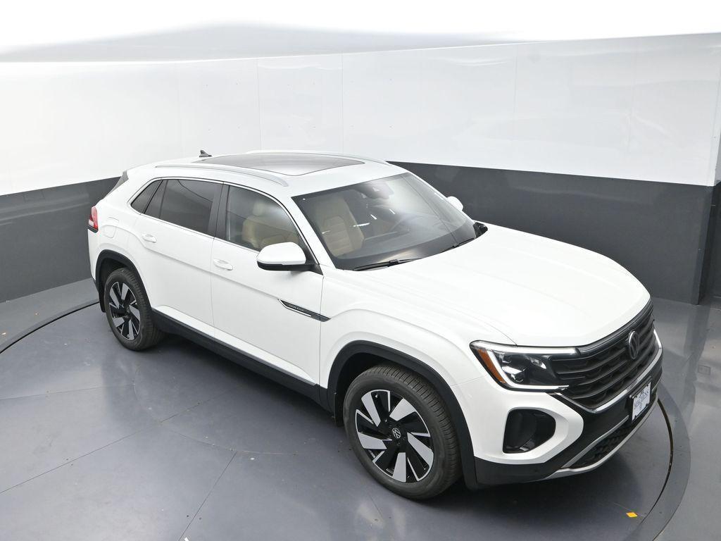 new 2026 Volkswagen Atlas Cross Sport car, priced at $48,853