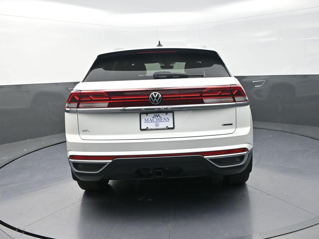 new 2026 Volkswagen Atlas Cross Sport car, priced at $48,853
