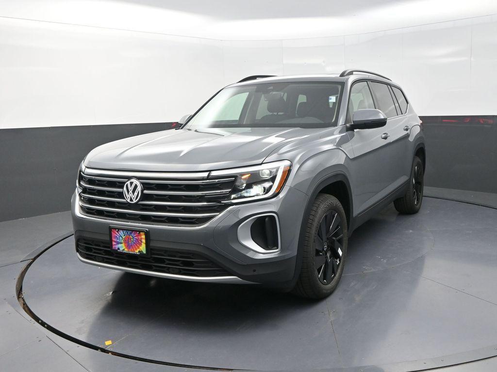 new 2025 Volkswagen Atlas car, priced at $42,975