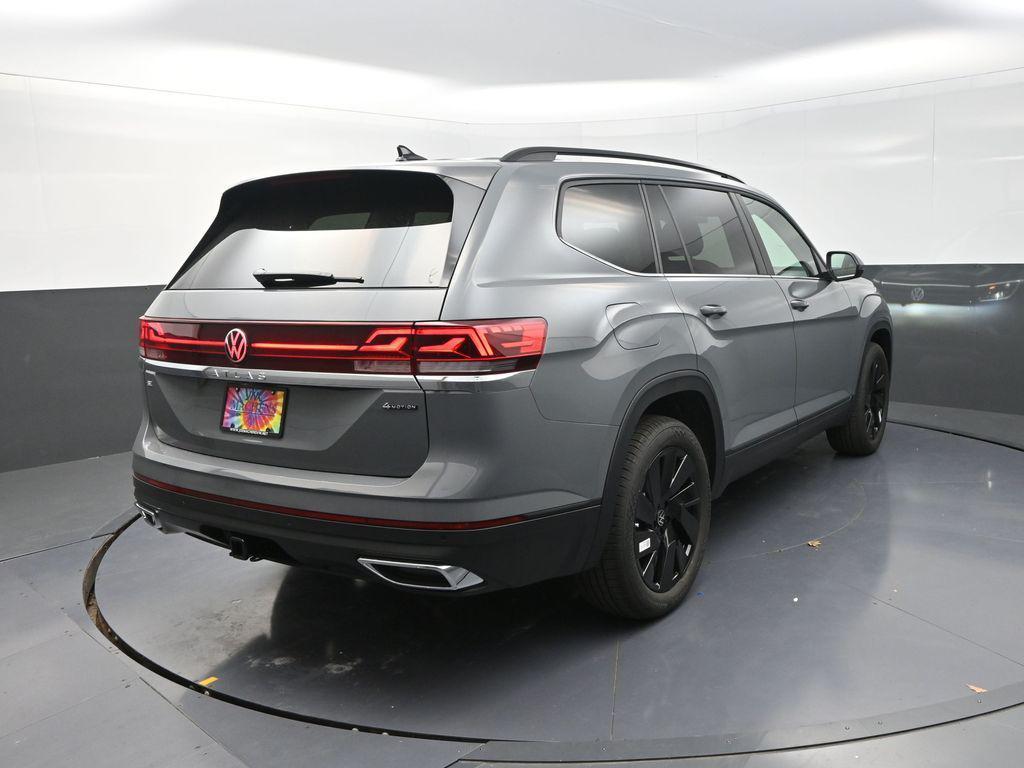 new 2025 Volkswagen Atlas car, priced at $42,975