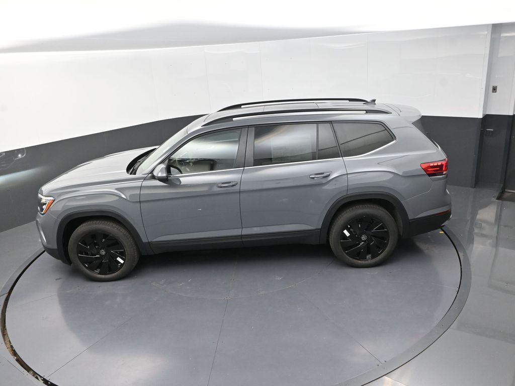 new 2025 Volkswagen Atlas car, priced at $42,975