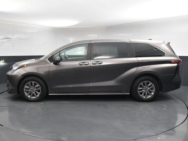 used 2022 Toyota Sienna car, priced at $37,701