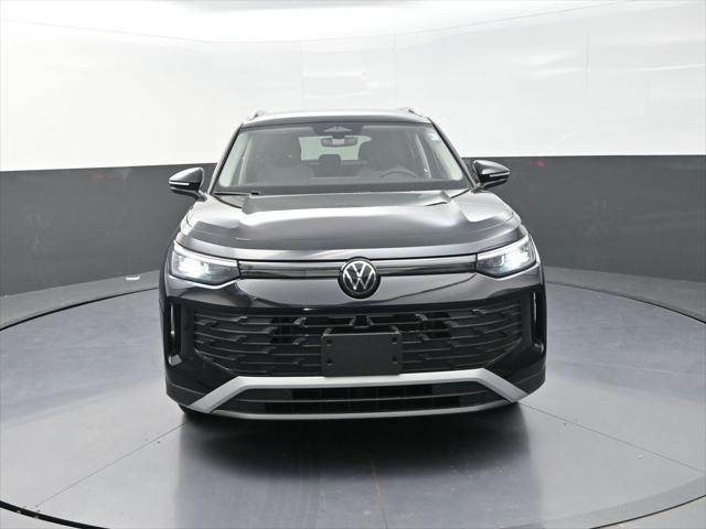 new 2025 Volkswagen Tiguan car, priced at $31,215