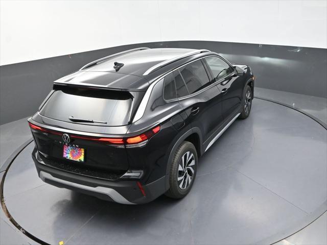 new 2025 Volkswagen Tiguan car, priced at $31,215