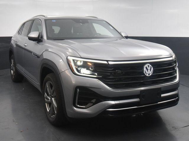 new 2024 Volkswagen Atlas Cross Sport car, priced at $45,721