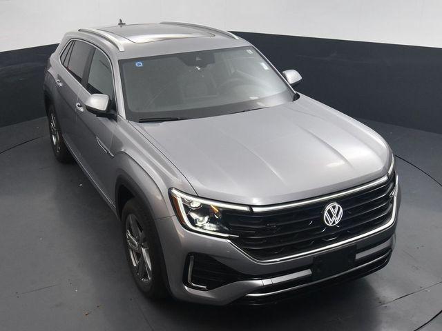 new 2024 Volkswagen Atlas Cross Sport car, priced at $45,721