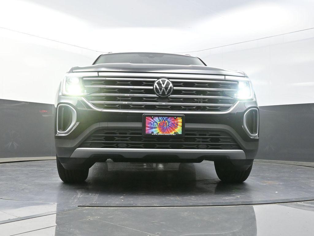 new 2025 Volkswagen Atlas car, priced at $37,506