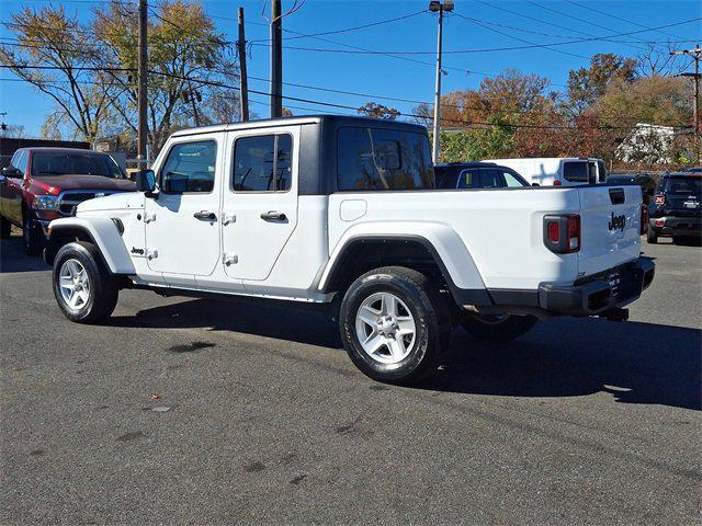 used 2022 Jeep Gladiator car, priced at $33,000