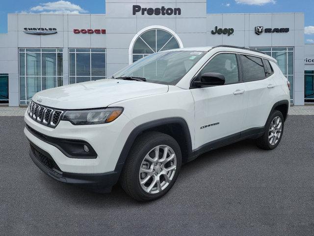 new 2024 Jeep Compass car, priced at $31,990