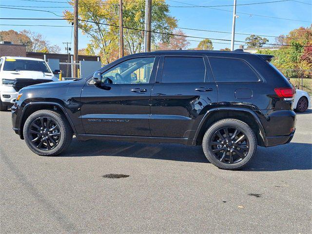 used 2022 Jeep Grand Cherokee car, priced at $33,000