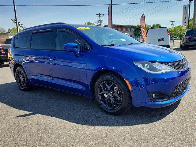 used 2019 Chrysler Pacifica car, priced at $27,700