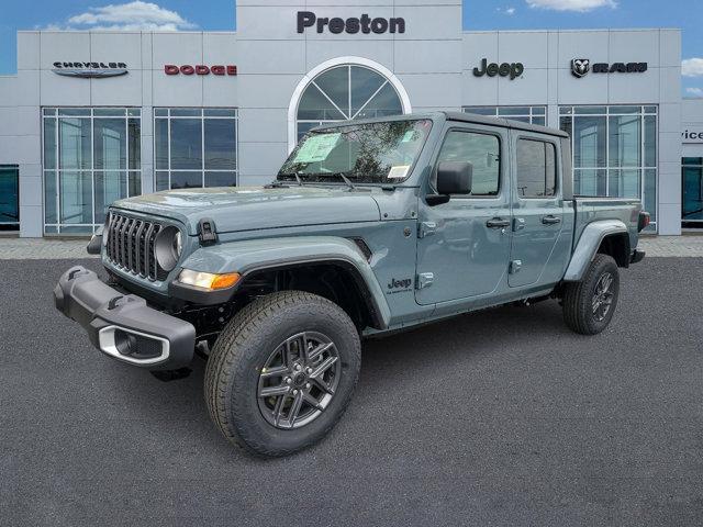 new 2024 Jeep Gladiator car, priced at $52,335
