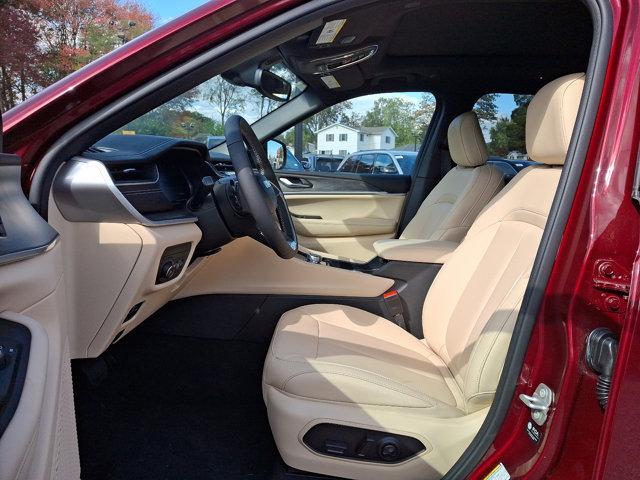 new 2024 Jeep Grand Cherokee L car, priced at $57,635