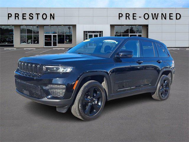 used 2023 Jeep Grand Cherokee car, priced at $36,000