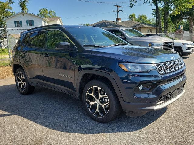 new 2024 Jeep Compass car, priced at $34,600