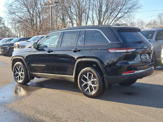 new 2025 Jeep Grand Cherokee car, priced at $48,735