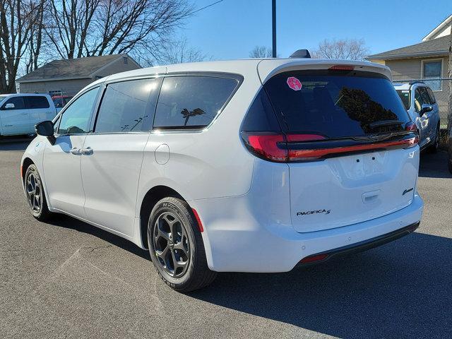 new 2023 Chrysler Pacifica Hybrid car, priced at $54,000