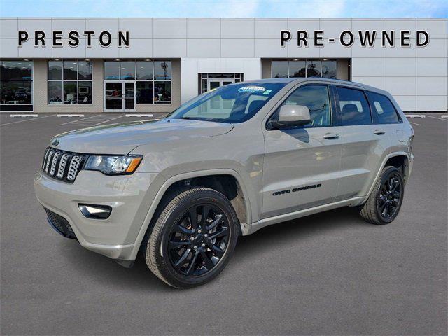 used 2022 Jeep Grand Cherokee car, priced at $34,000