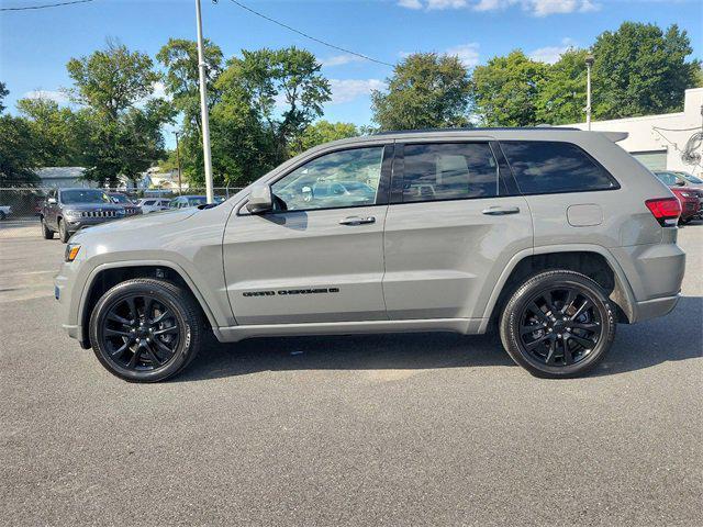 used 2022 Jeep Grand Cherokee car, priced at $34,000