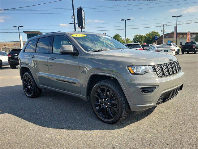 used 2022 Jeep Grand Cherokee car, priced at $34,000