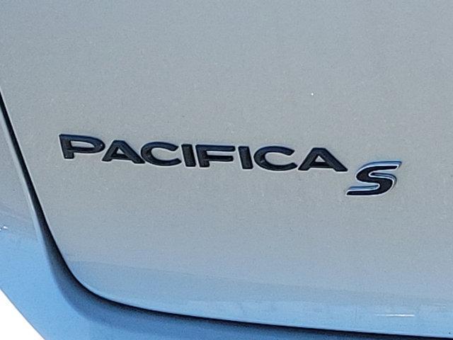 new 2024 Chrysler Pacifica car, priced at $48,980