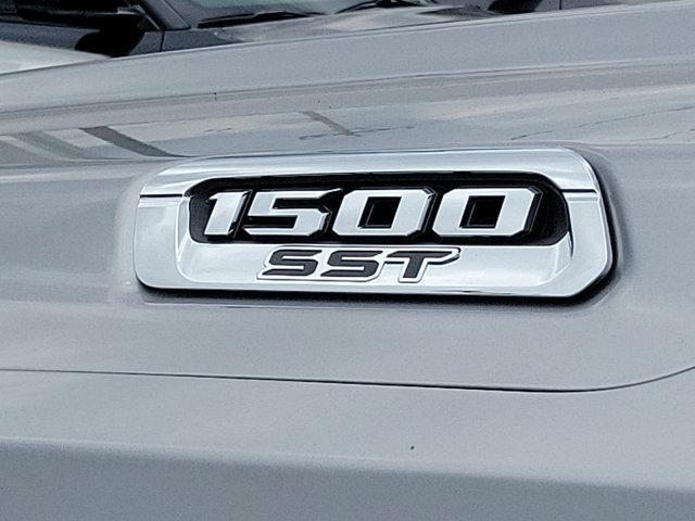 new 2025 Ram 1500 car, priced at $60,565