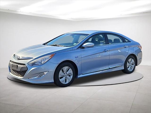 used 2014 Hyundai Sonata Hybrid car, priced at $13,995