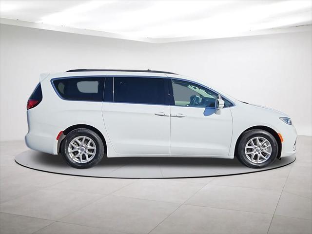 used 2022 Chrysler Pacifica car, priced at $23,577