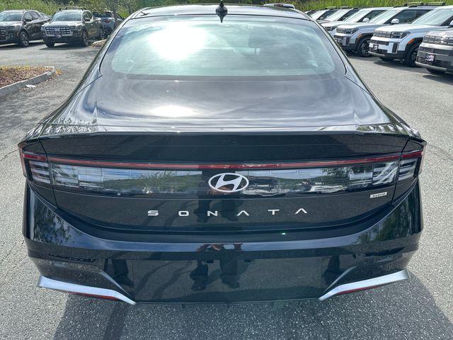 new 2025 Hyundai Sonata Hybrid car, priced at $28,220