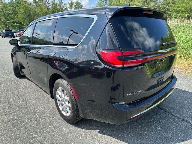 used 2024 Chrysler Pacifica car, priced at $31,488