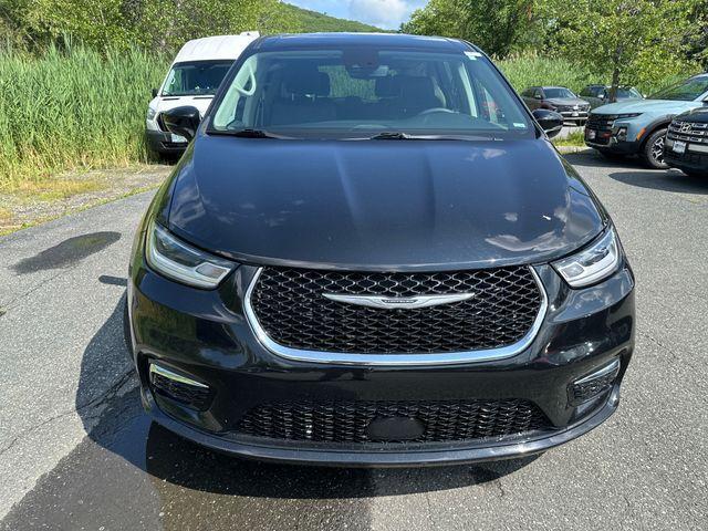 used 2024 Chrysler Pacifica car, priced at $31,488