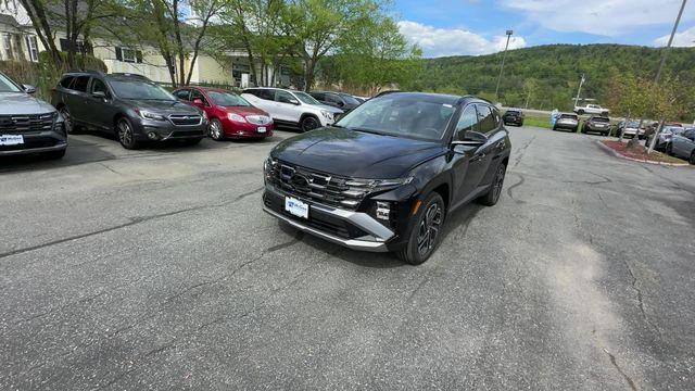 new 2025 Hyundai Tucson car, priced at $38,900