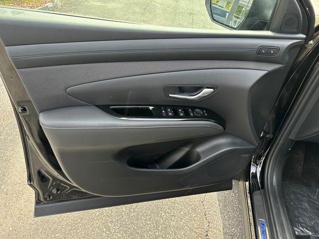 new 2025 Hyundai Tucson car, priced at $38,900