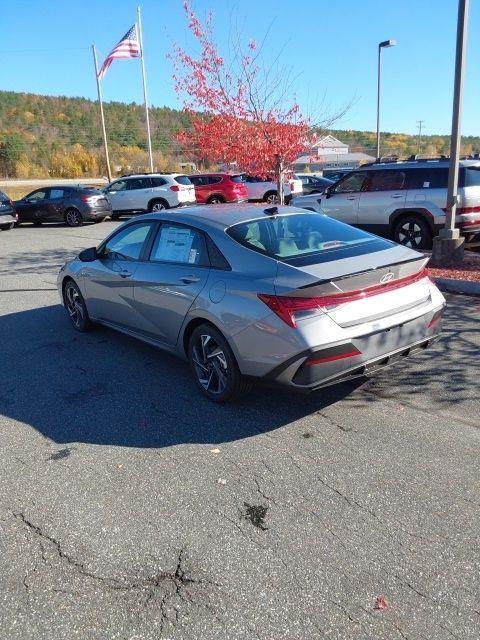 new 2025 Hyundai ELANTRA HEV car, priced at $24,132