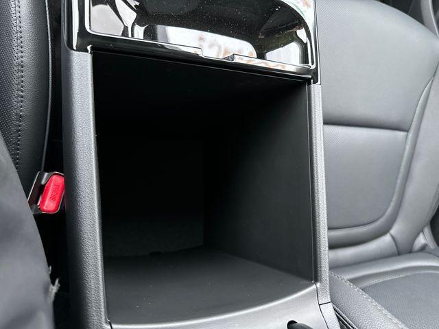 new 2025 Hyundai TUCSON Hybrid car, priced at $37,998