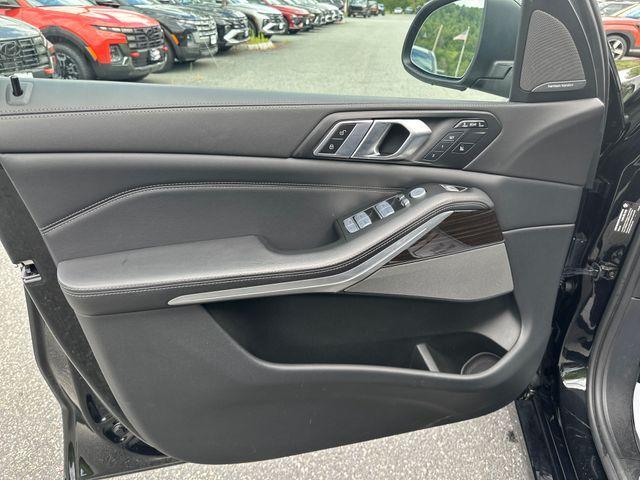 used 2023 BMW X7 car, priced at $50,000