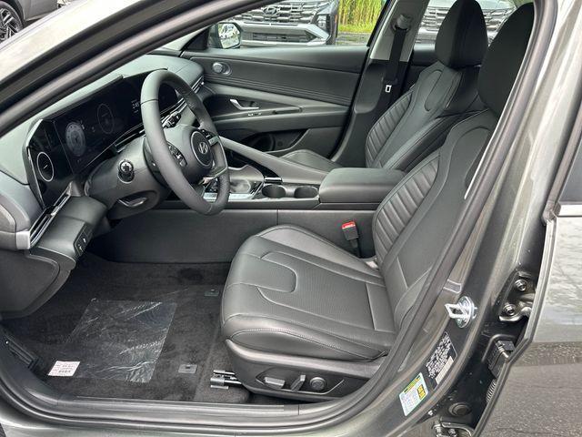 new 2025 Hyundai Elantra car, priced at $25,094