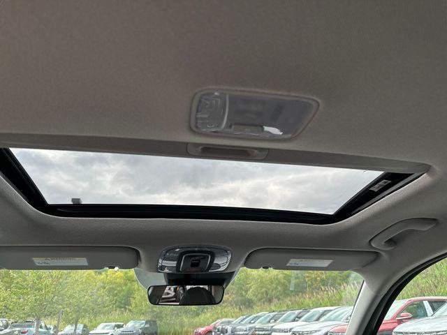 new 2025 Hyundai Elantra car, priced at $25,094