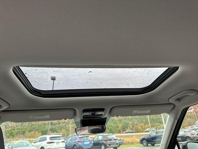 used 2025 Hyundai Santa Fe car, priced at $35,000