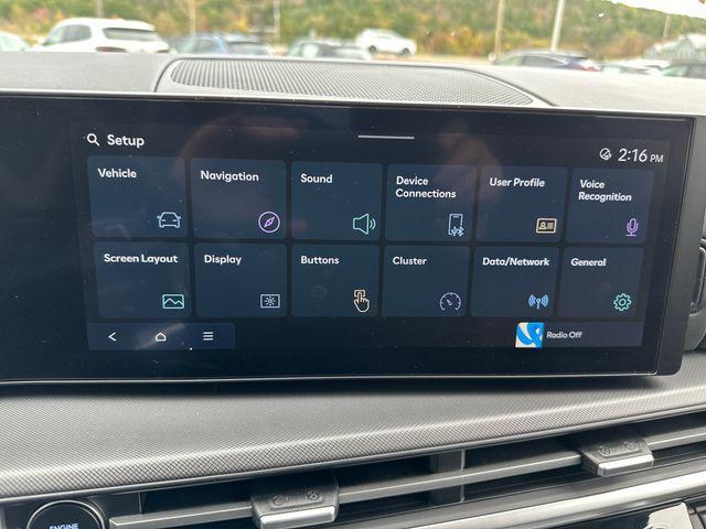 used 2025 Hyundai Santa Fe car, priced at $35,000