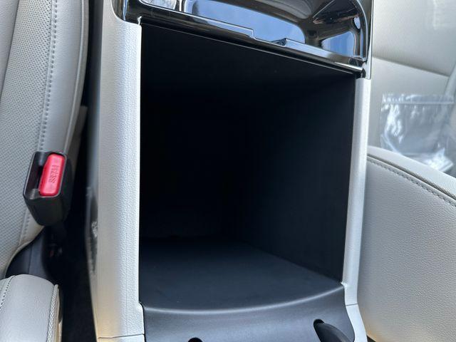 new 2025 Hyundai TUCSON Hybrid car, priced at $37,838