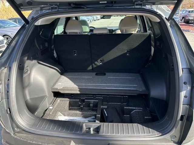 new 2025 Hyundai TUCSON Hybrid car, priced at $37,838