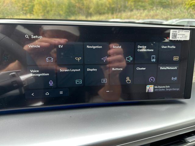 new 2026 Hyundai IONIQ 9 car, priced at $69,278